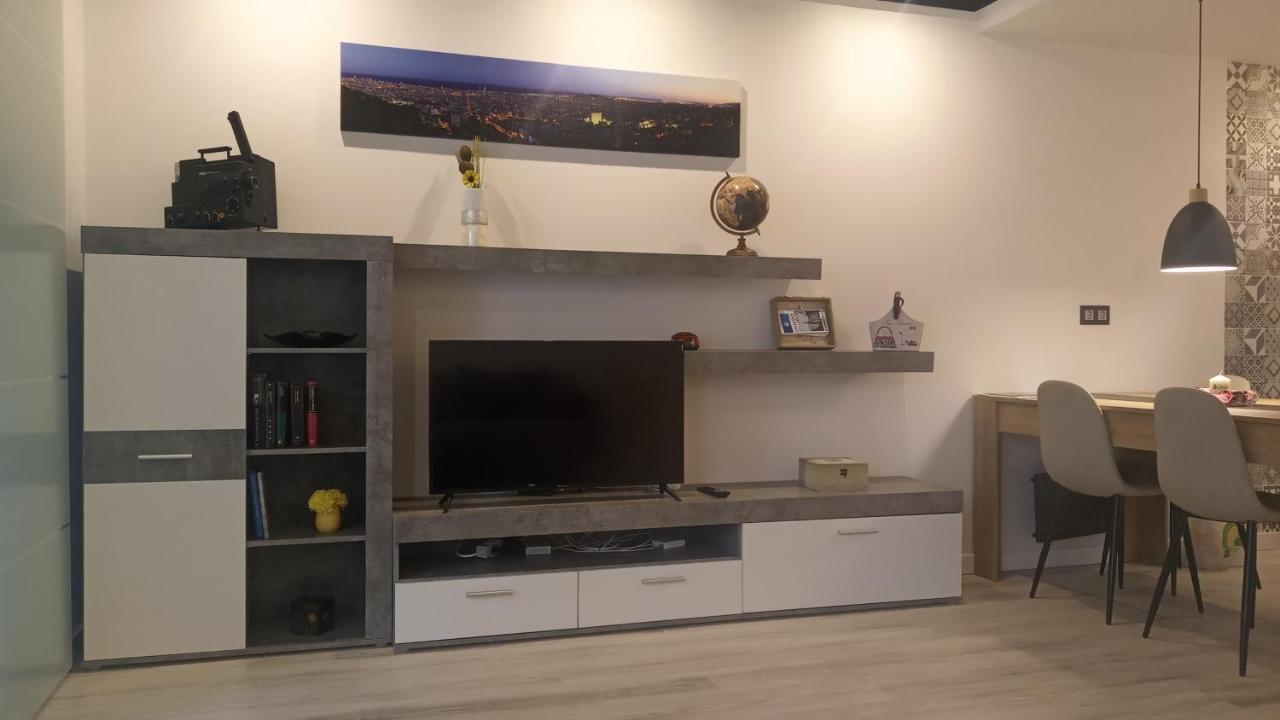 Апартаменты Apartamento Cinema Овьедо Экстерьер фото