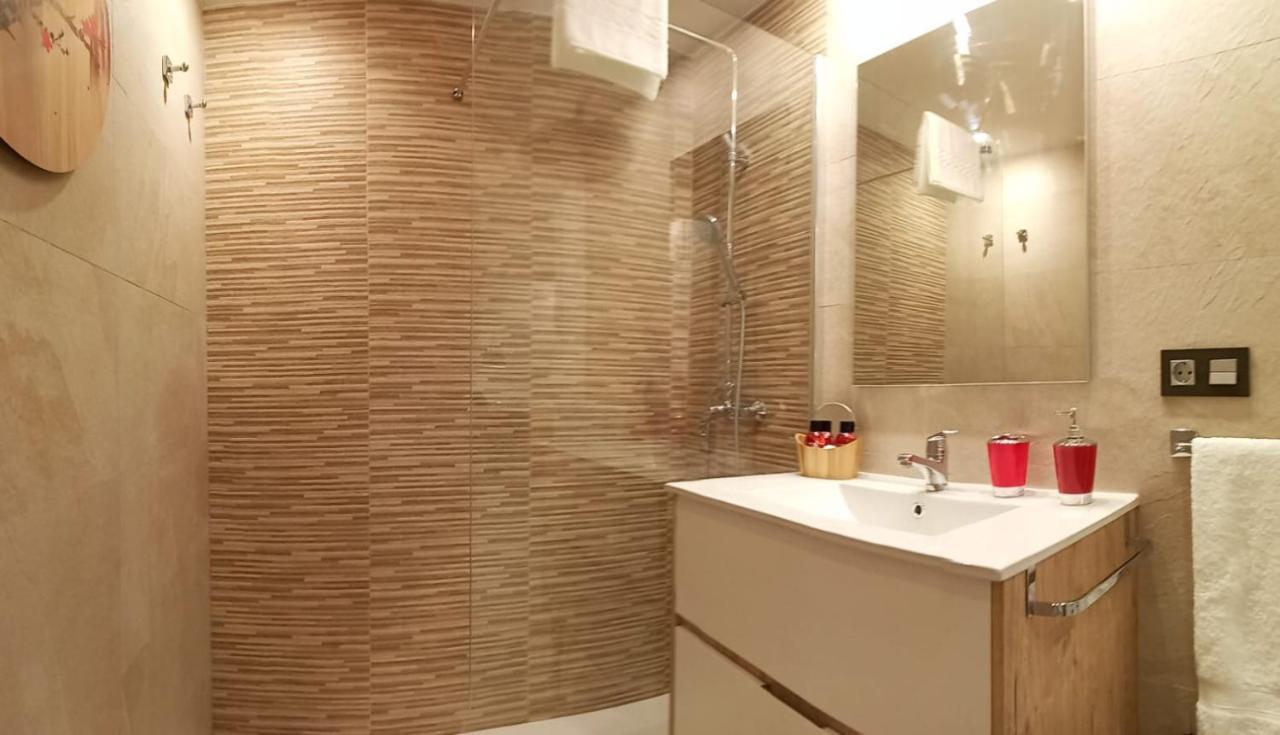 Апартаменты Apartamento Cinema Овьедо Экстерьер фото